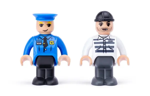 autíčka k vláčikodráhe polícia